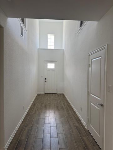 1213 Superbloom Avenue, Justin, TX 76247
