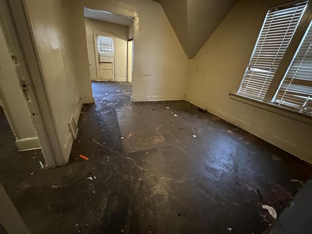 2463 N 22nd STREET, Milwaukee, WI 53206