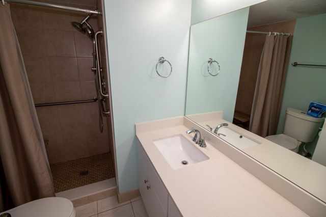 9621 Sunrise Lakes Boulevard 102, Sunrise, FL 33322