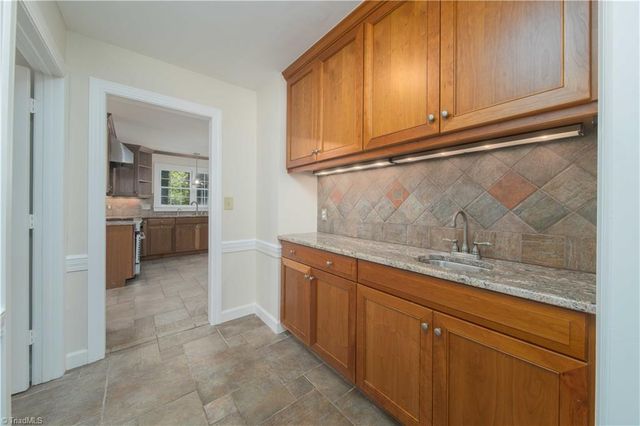 5140 River Chase Ridge, Winston-salem, NC 27104