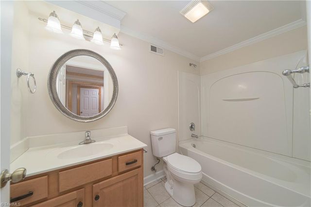 5140 River Chase Ridge, Winston-salem, NC 27104