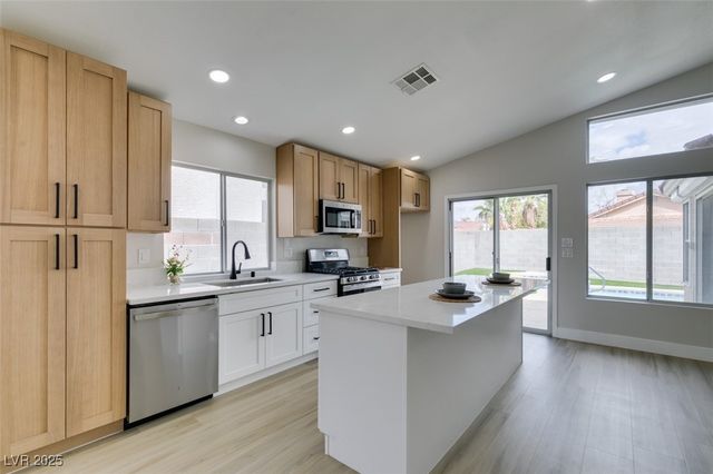 10224 Anoka Avenue, Las Vegas, NV 89144