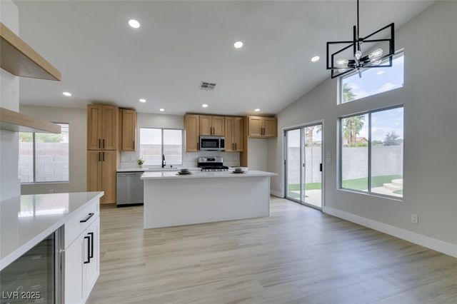 10224 Anoka Avenue, Las Vegas, NV 89144