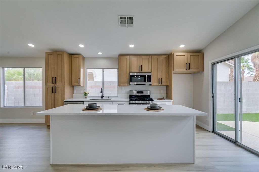 10224 Anoka Avenue, Las Vegas, NV 89144