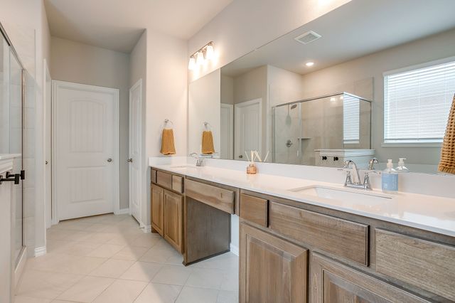 1303 Hickory Court, Weatherford, TX 76086