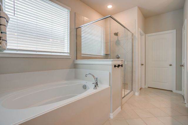 1303 Hickory Court, Weatherford, TX 76086