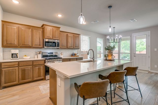 1303 Hickory Court, Weatherford, TX 76086