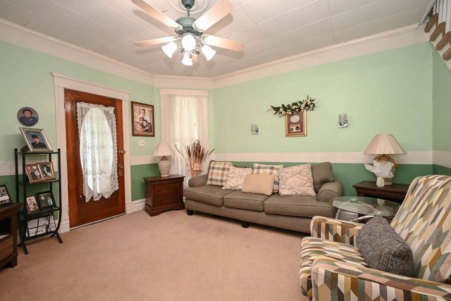 2350 N Lewis Avenue, Waukegan, IL 60087