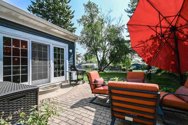 2350 N Lewis Avenue, Waukegan, IL 60087