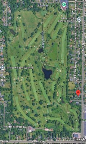 2350 N Lewis Avenue, Waukegan, IL 60087