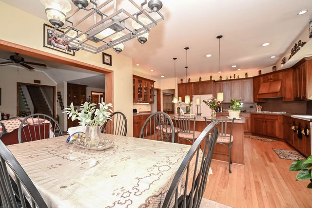 2350 N Lewis Avenue, Waukegan, IL 60087