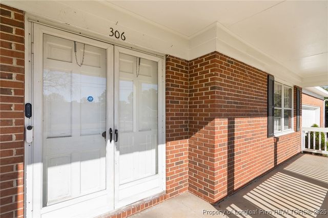 306 W 33rd Street, Lumberton, NC 28358