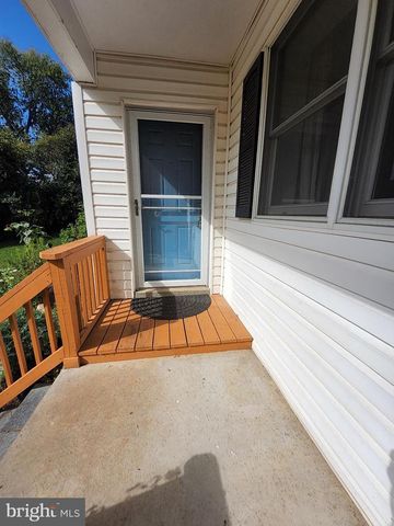 3016 DELAPLANE GRADE RD, Delaplane, VA 20144