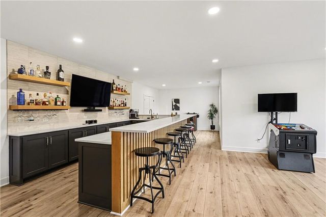 9450 Marion Street, Lenexa, KS 66220