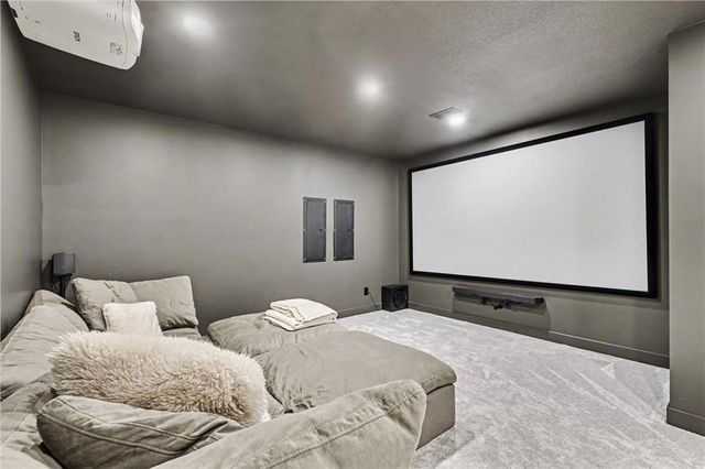 9450 Marion Street, Lenexa, KS 66220