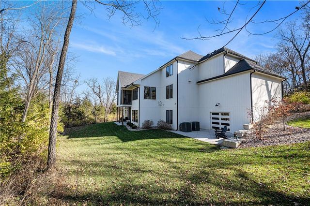 9450 Marion Street, Lenexa, KS 66220