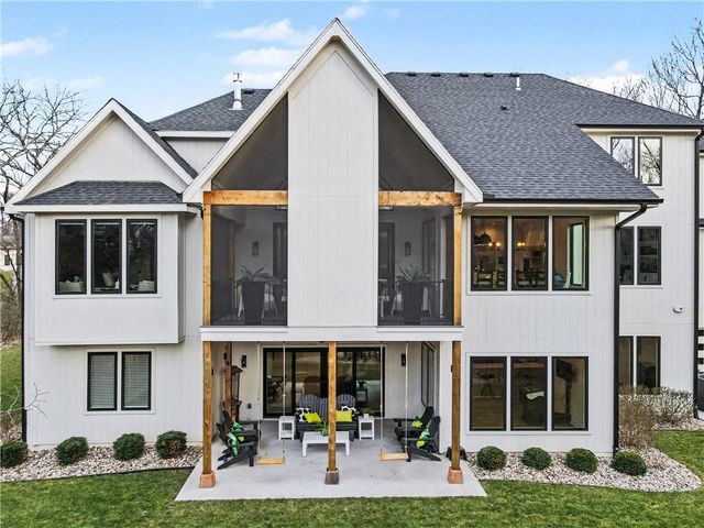 9450 Marion Street, Lenexa, KS 66220