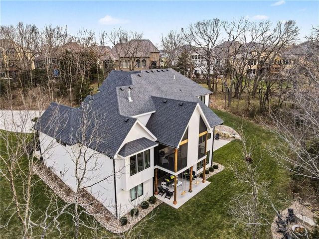 9450 Marion Street, Lenexa, KS 66220