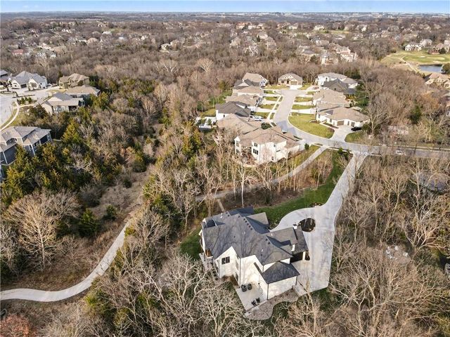 9450 Marion Street, Lenexa, KS 66220