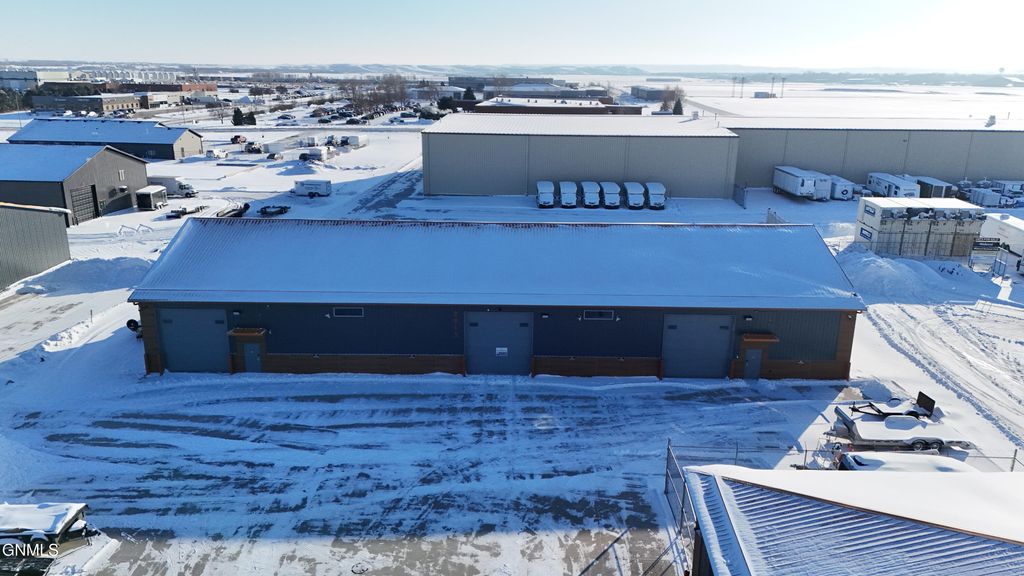 2913 Morrison Avenue, Bismarck, ND 58504