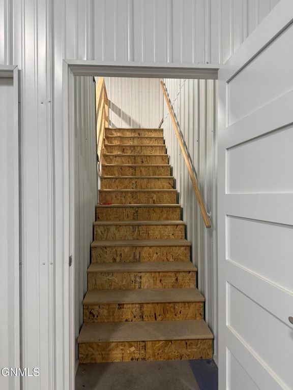 2913 Morrison Avenue, Bismarck, ND 58504 photo 16