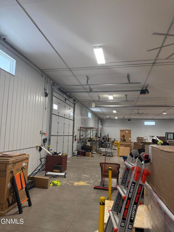 2913 Morrison Avenue, Bismarck, ND 58504 photo 9