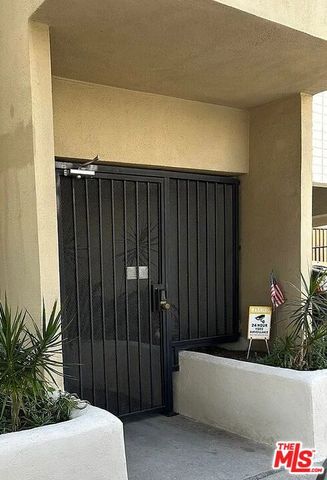 1815 Camden Avenue 1, Los Angeles, CA 90025