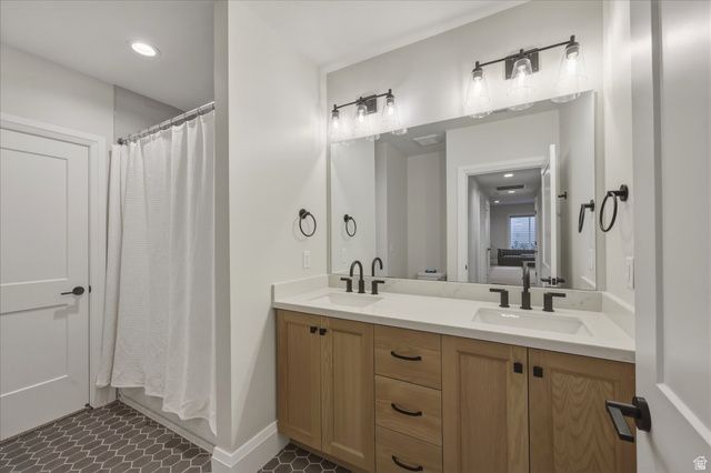 6944 W RESTLESS RD, South Jordan, UT 84009