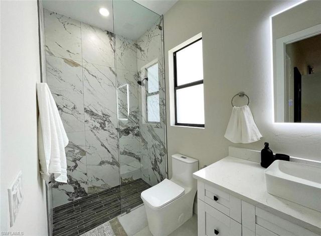 687 23rd ST SW, Naples, FL 34117