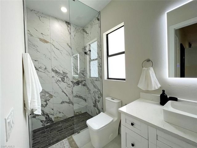 687 23rd ST SW, Naples, FL 34117