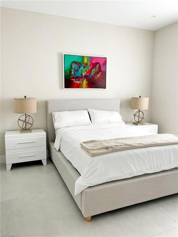 687 23rd ST SW, Naples, FL 34117