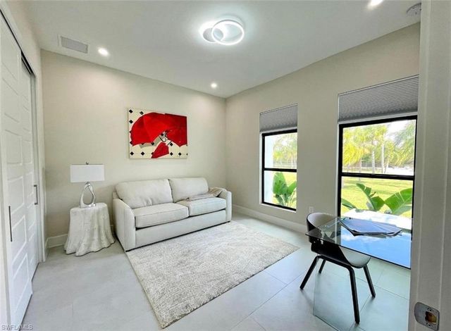 687 23rd ST SW, Naples, FL 34117