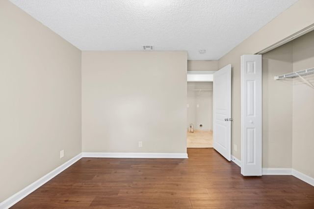 9823 N Grand Duke Circle, Tamarac, FL 33321