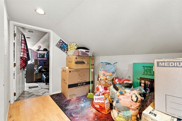 303 S Hartford Avenue, Bremerton, WA 98312