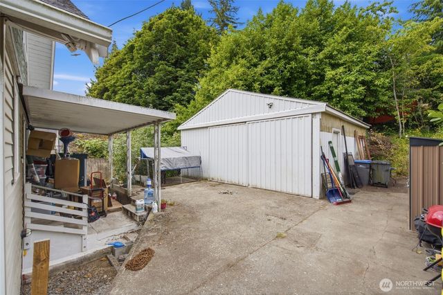 303 S Hartford Avenue, Bremerton, WA 98312