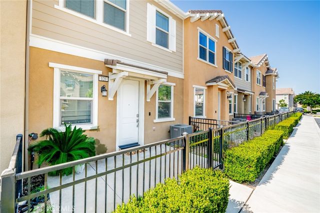 16502 Casa Grande 120, Fontana, CA 92336