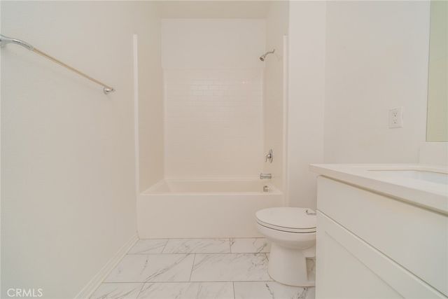 16502 Casa Grande 120, Fontana, CA 92336