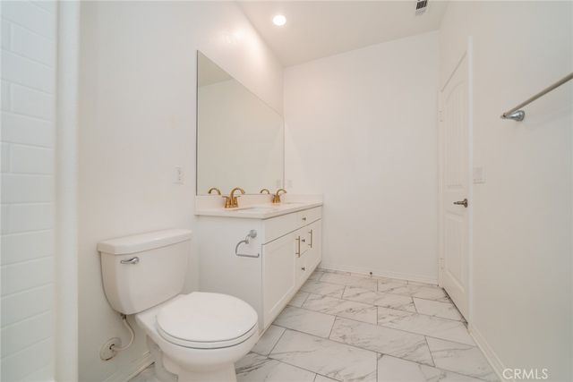 16502 Casa Grande 120, Fontana, CA 92336