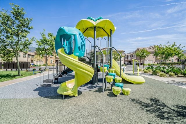 16502 Casa Grande 120, Fontana, CA 92336