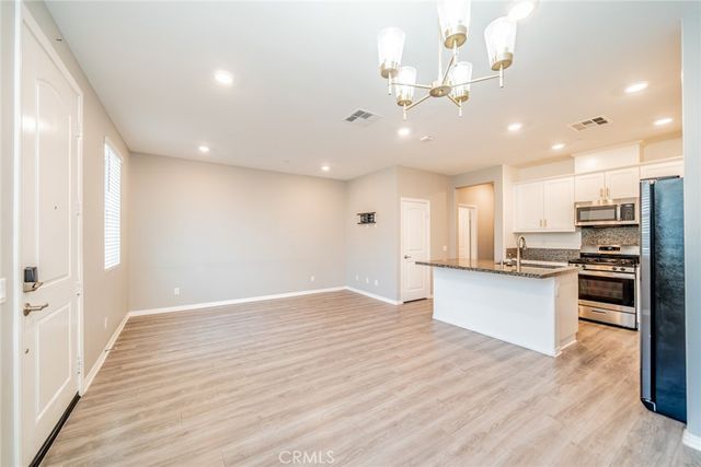 16502 Casa Grande 120, Fontana, CA 92336