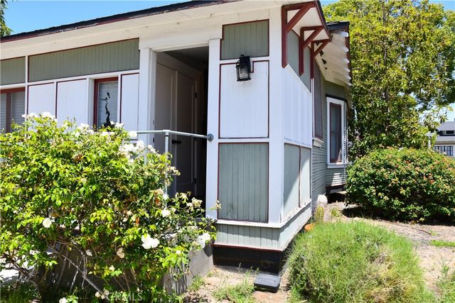 268 N Grand, Orange, CA 92866