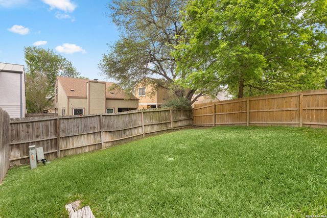 1410 Giselle Ln, San Antonio, TX 78232