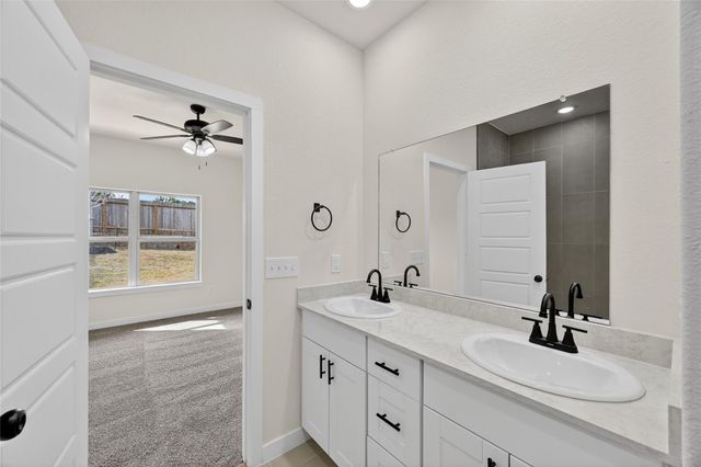 640 Levine Ct Court, Conroe, TX 77316