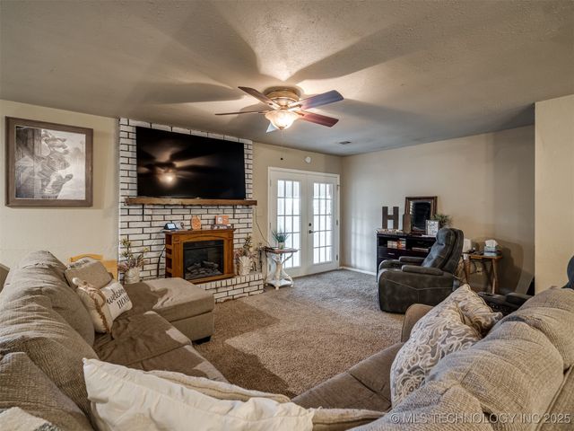 16430 S 97th East Place, Bixby, OK 74008