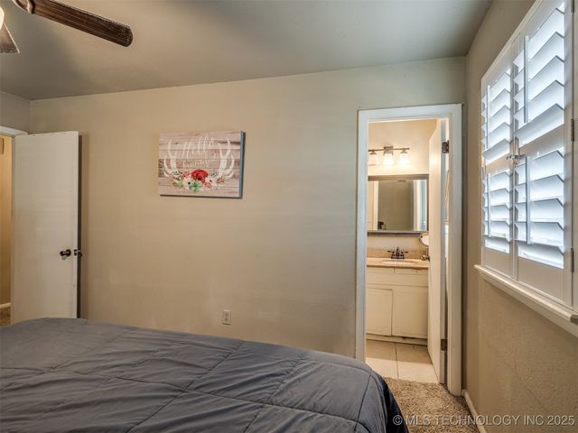 16430 S 97th East Place, Bixby, OK 74008