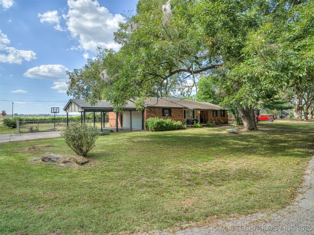 16430 S 97th East Place, Bixby, OK 74008