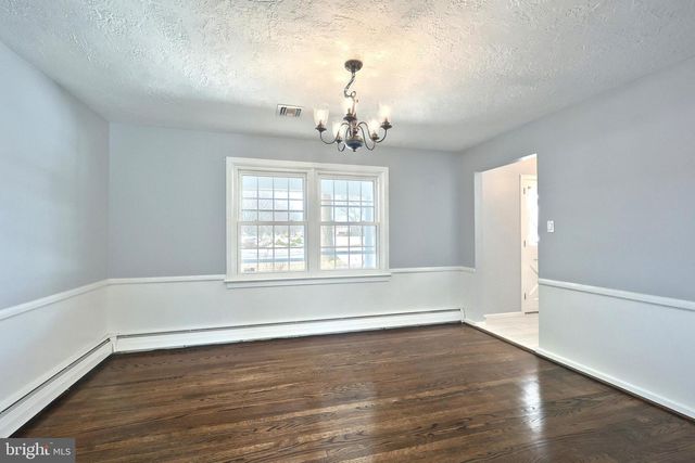 1156 DETWILER DR, York, PA 17404