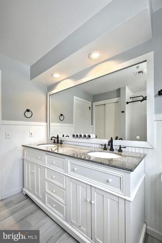 1156 DETWILER DR, York, PA 17404