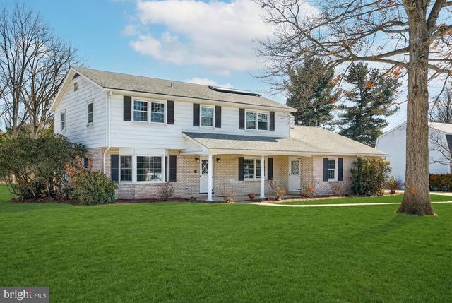 1156 DETWILER DR, York, PA 17404