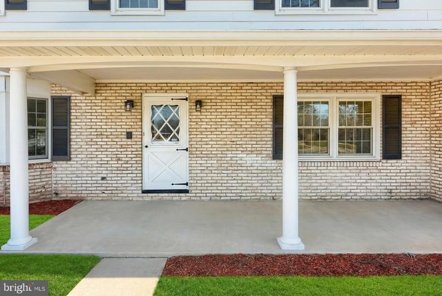 1156 DETWILER DR, York, PA 17404